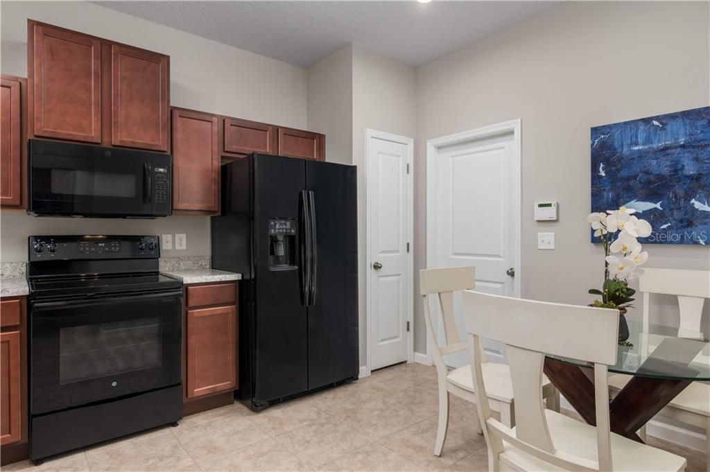 Recently Sold: $193,935 (2 beds, 2 baths, 1444 Square Feet)