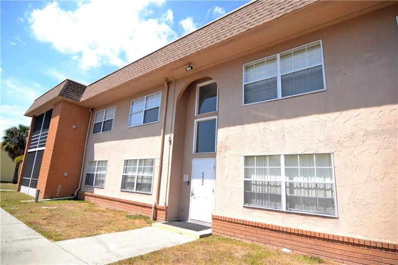 Recently Sold: $69,500 (2 beds, 2 baths, 932 Square Feet)