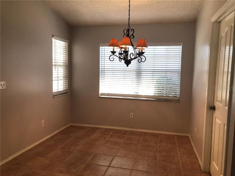 Recently Rented: $1,500 (3 beds, 2 baths, 1542 Square Feet)