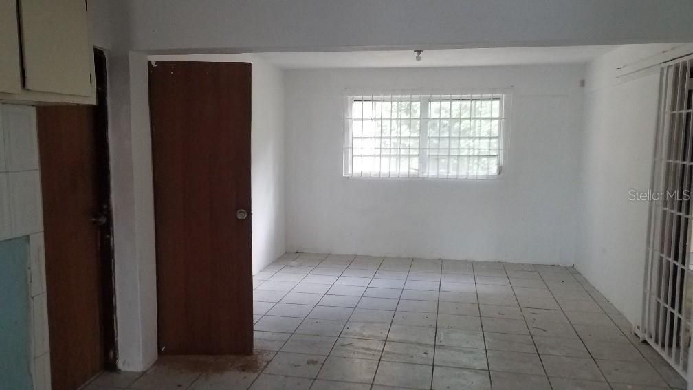 Vendido Recientemente: $76,000 (2 camas, 2 baños, 1057 Pies cuadrados)