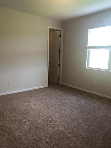 Recently Rented: $1,725 (3 beds, 2 baths, 1600 Square Feet)