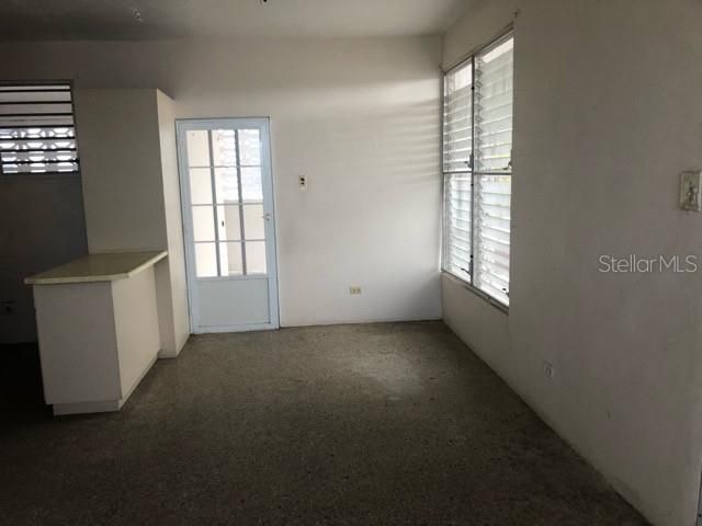 Recently Sold: $62,000 (3 beds, 1 baths, 850 Square Feet)