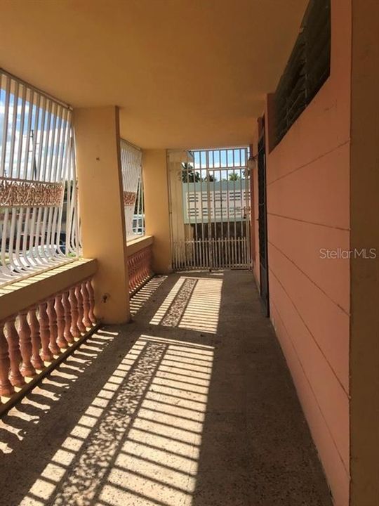 Vendido Recientemente: $80,000 (3 camas, 2 baños, 967 Pies cuadrados)