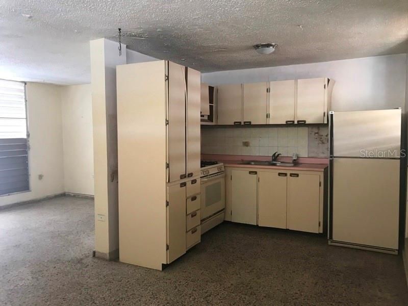 Vendido Recientemente: $80,000 (3 camas, 2 baños, 967 Pies cuadrados)