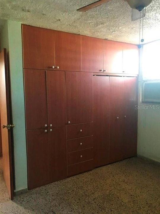 Vendido Recientemente: $80,000 (3 camas, 2 baños, 967 Pies cuadrados)