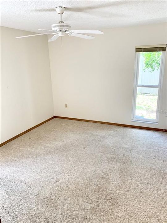 Recently Rented: $1,600 (2 beds, 2 baths, 1834 Square Feet)