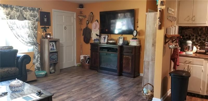 Recently Sold: $128,500 (2 beds, 2 baths, 846 Square Feet)