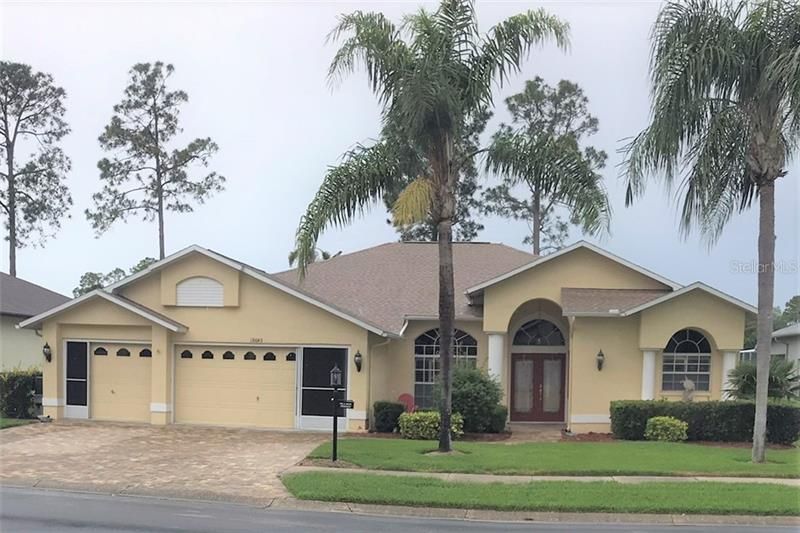 Recently Sold: $350,000 (3 beds, 2 baths, 2356 Square Feet)