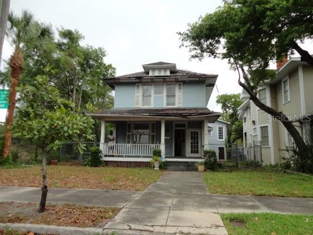 Recently Sold: $360,000 (3 beds, 1 baths, 2352 Square Feet)