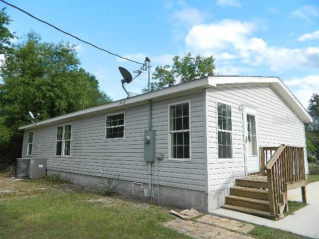 Recently Sold: $80,000 (3 beds, 2 baths, 1296 Square Feet)