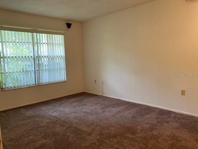 Recently Sold: $165,000 (2 beds, 2 baths, 1013 Square Feet)