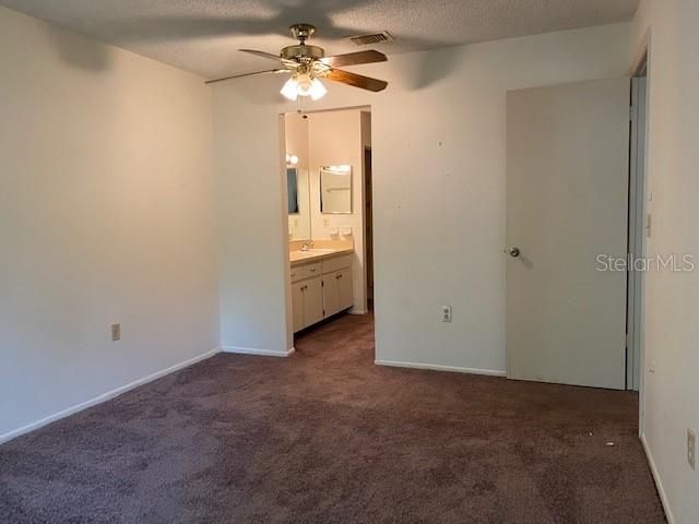 Recently Sold: $165,000 (2 beds, 2 baths, 1013 Square Feet)