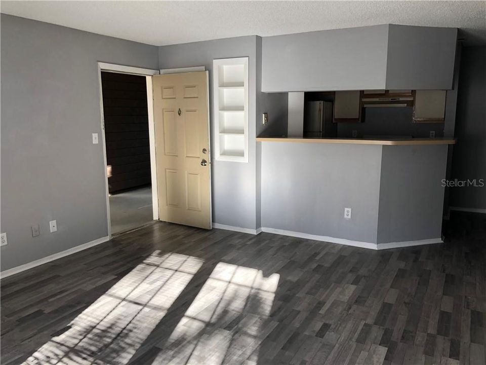 Recently Rented: $920 (1 beds, 1 baths, 662 Square Feet)