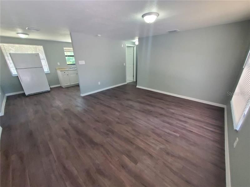 Recently Sold: $125,000 (3 beds, 1 baths, 972 Square Feet)