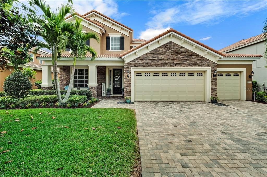 Recently Sold: $499,900 (4 beds, 3 baths, 3420 Square Feet)