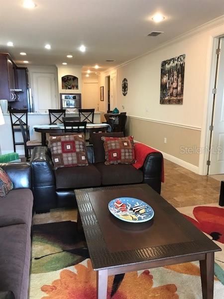 Recently Rented: $1,750 (3 beds, 2 baths, 1323 Square Feet)