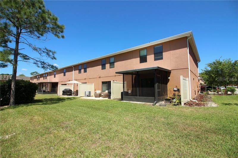Recently Sold: $212,000 (3 beds, 2 baths, 1369 Square Feet)