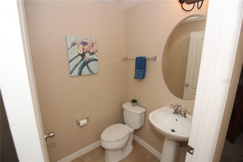 最近售出: $212,000 (3 贝兹, 2 浴室, 1369 平方英尺)