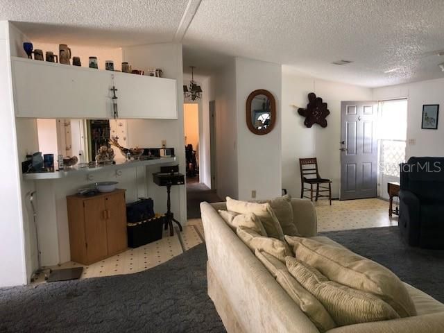 Recently Sold: $96,500 (3 beds, 2 baths, 1512 Square Feet)