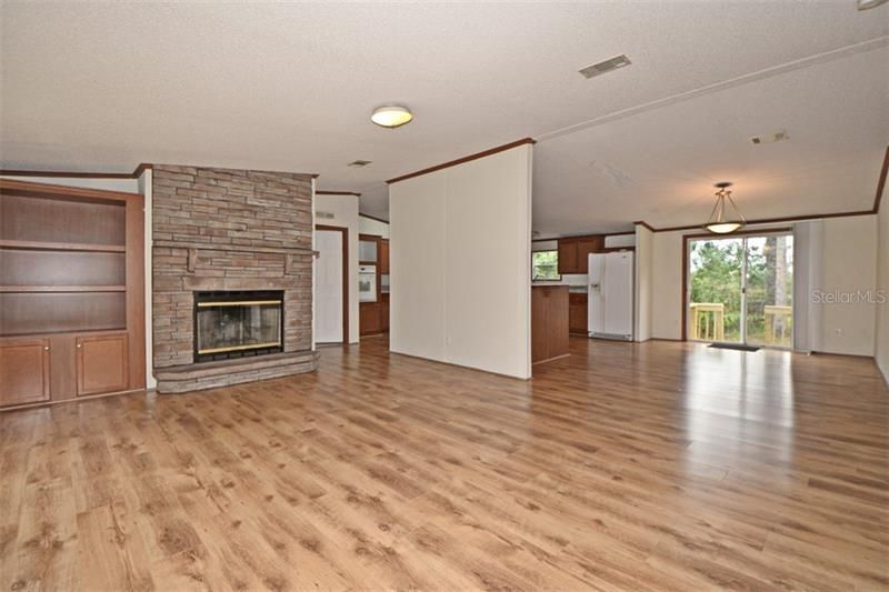 Living Room w/Fireplace