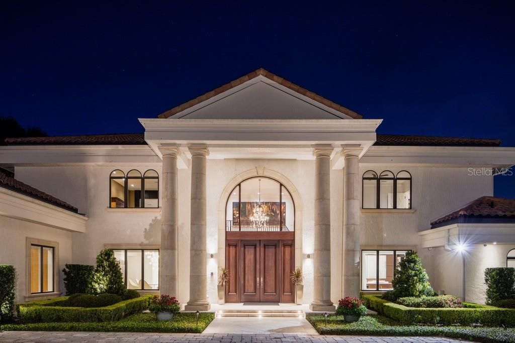 Recently Sold: $5,250,000 (6 beds, 7 baths, 8049 Square Feet)