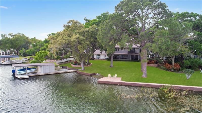 Recently Sold: $1,055,000 (4 beds, 3 baths, 3226 Square Feet)