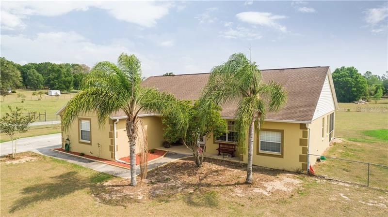 Recently Sold: $340,000 (3 beds, 2 baths, 2038 Square Feet)