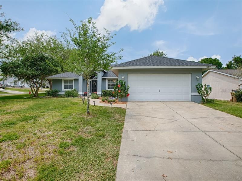 Recently Sold: $207,400 (3 beds, 2 baths, 1652 Square Feet)