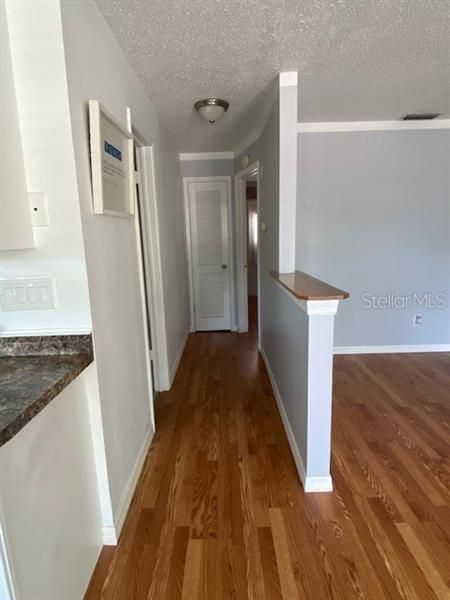 Recently Rented: $1,400 (1 beds, 1 baths, 720 Square Feet)