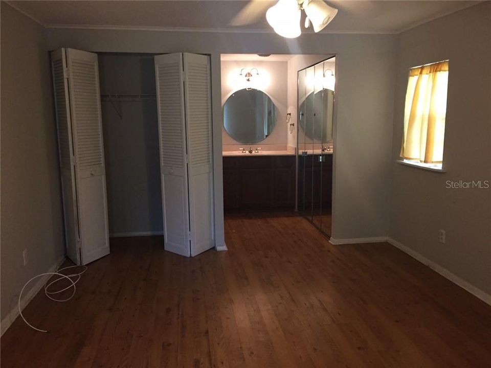 Vendido Recientemente: $149,800 (3 camas, 2 baños, 1152 Pies cuadrados)