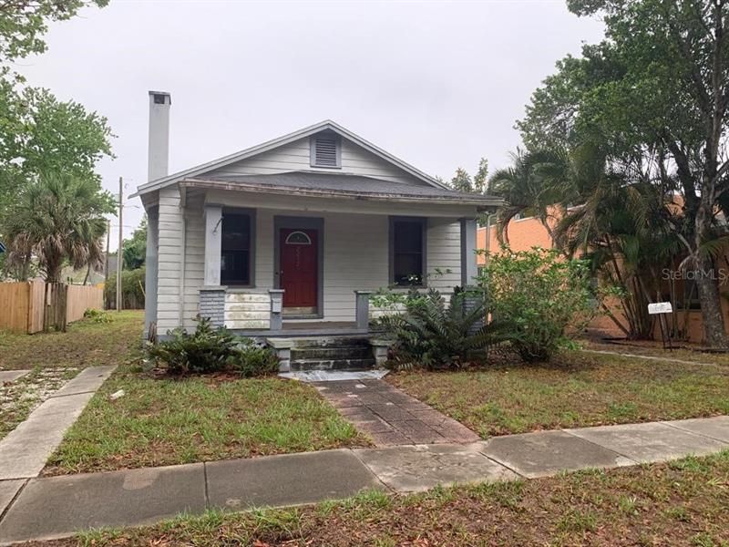 Recently Sold: $196,000 (2 beds, 1 baths, 768 Square Feet)