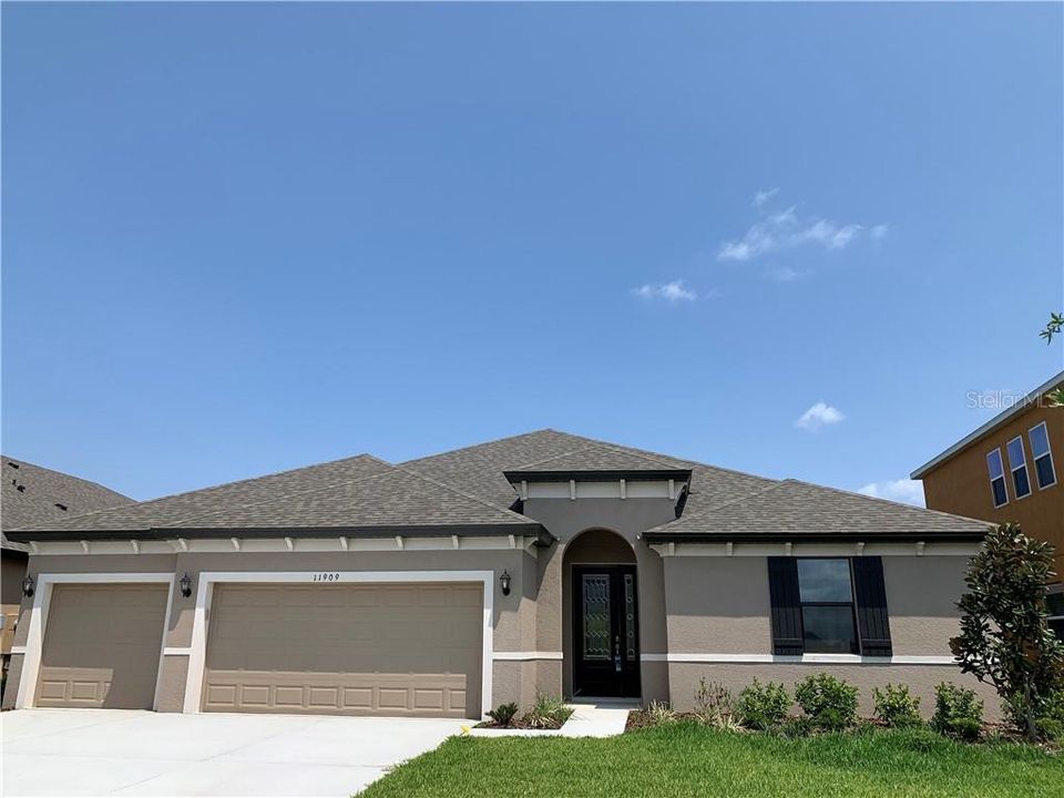 Recently Sold: $364,900 (4 beds, 3 baths, 2893 Square Feet)