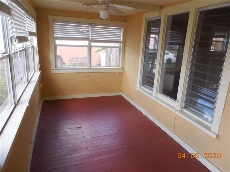 Recently Sold: $45,000 (3 beds, 2 baths, 1798 Square Feet)