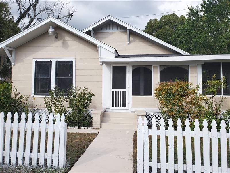 Recently Rented: $1,200 (3 beds, 1 baths, 1200 Square Feet)