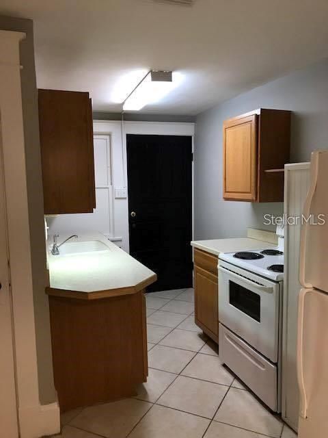 Recently Rented: $750 (1 beds, 1 baths, 880 Square Feet)