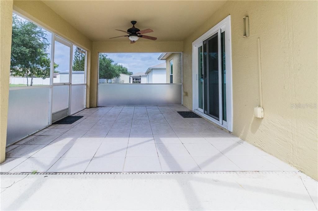 Recently Sold: $225,000 (3 beds, 2 baths, 1407 Square Feet)