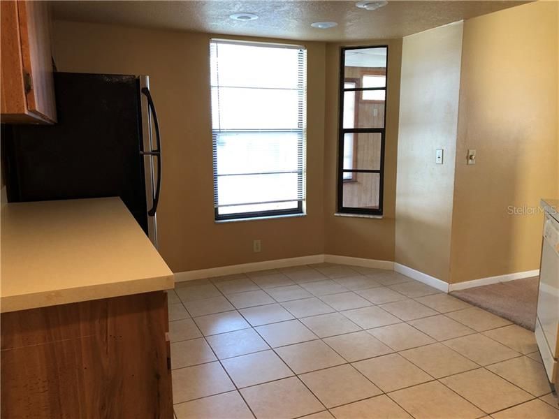 Recently Rented: $1,150 (2 beds, 2 baths, 1275 Square Feet)