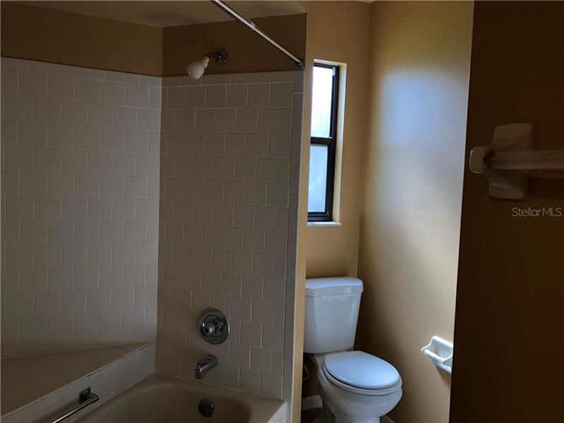 最近租的: $1,150 (2 贝兹, 2 浴室, 1275 平方英尺)