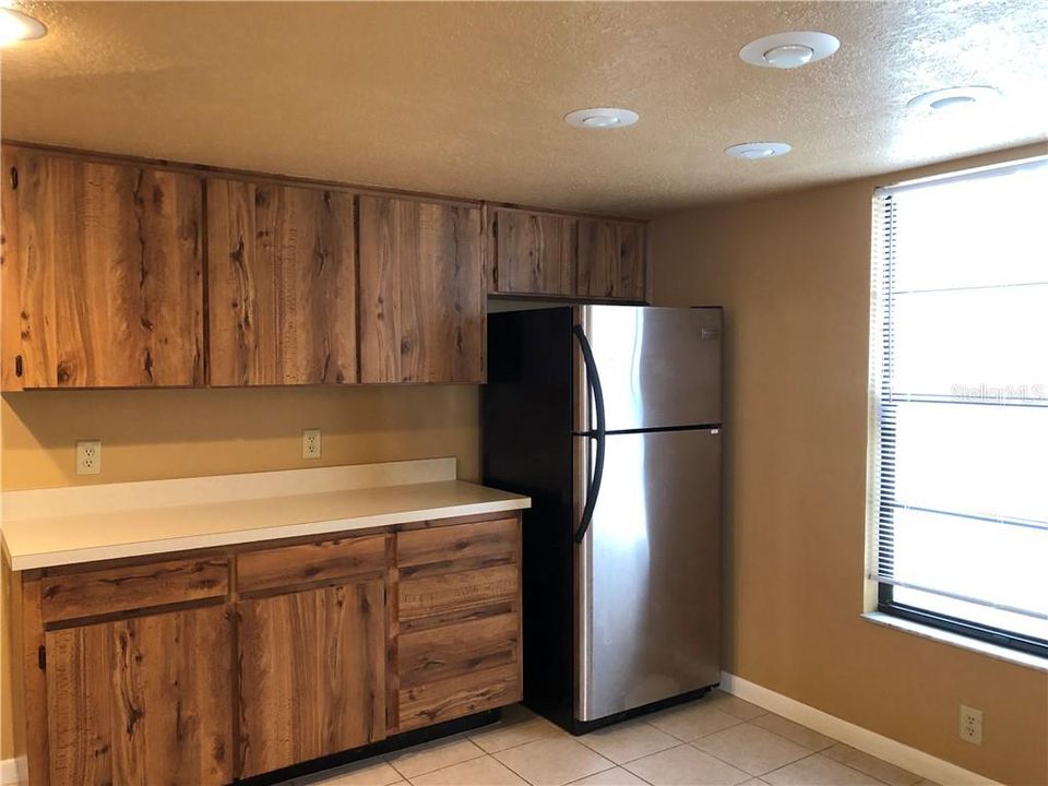 Recently Rented: $1,150 (2 beds, 2 baths, 1275 Square Feet)