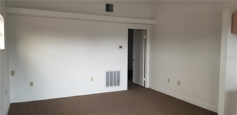 Recently Rented: $800 (1 beds, 1 baths, 600 Square Feet)