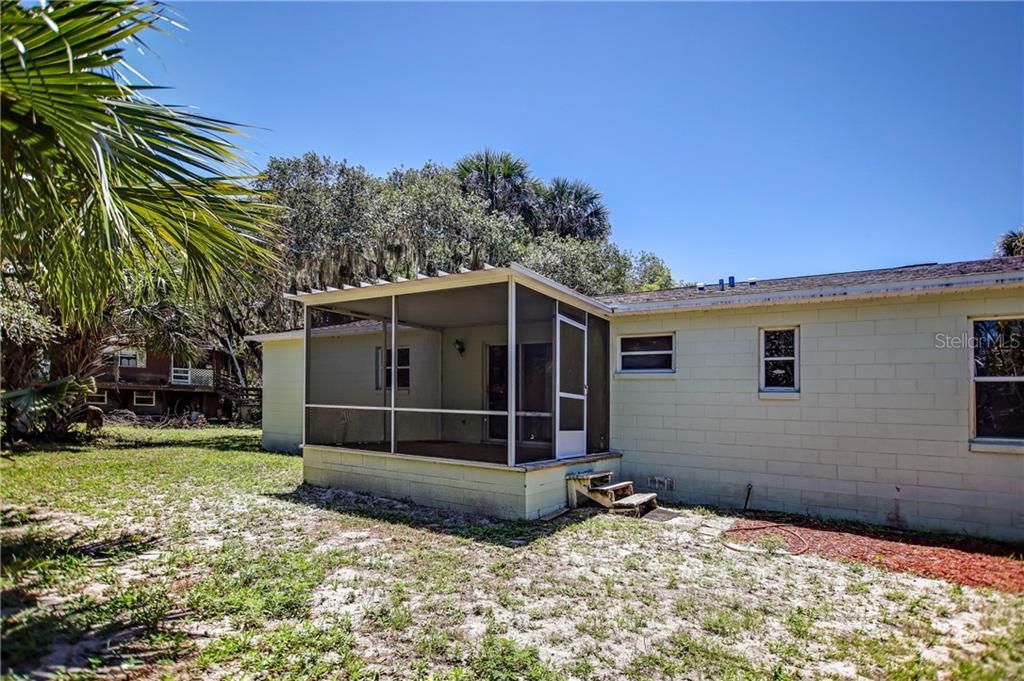 Recently Sold: $199,000 (3 beds, 2 baths, 1431 Square Feet)