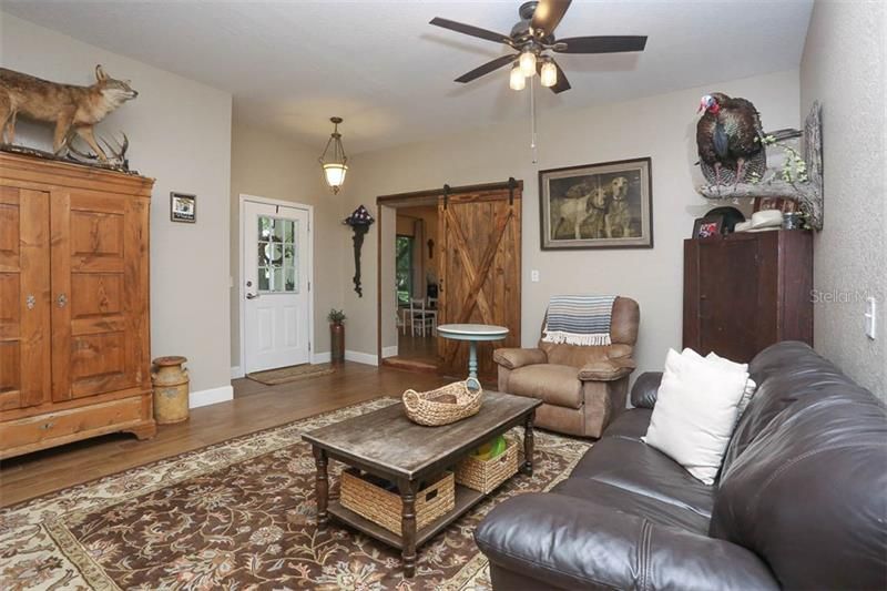 Recently Sold: $439,000 (3 beds, 2 baths, 1820 Square Feet)
