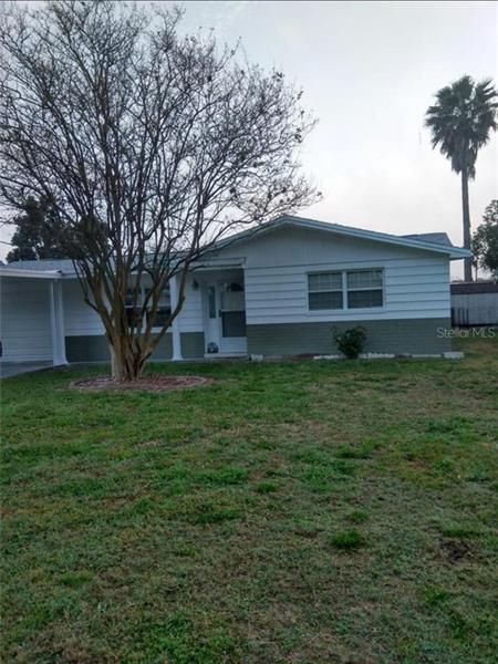 Recently Sold: $190,000 (2 beds, 1 baths, 880 Square Feet)