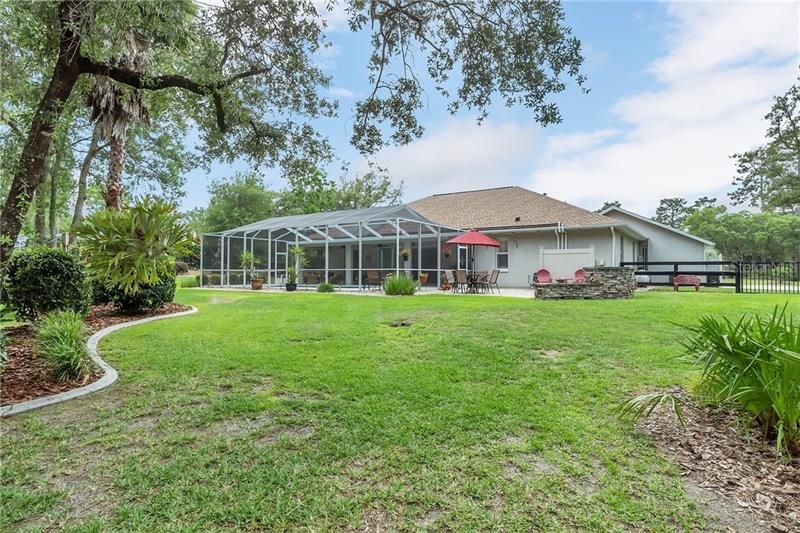 Recently Sold: $329,000 (3 beds, 2 baths, 2146 Square Feet)