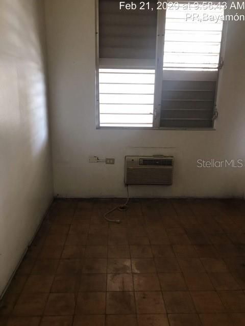 Vendido Recientemente: $66,000 (3 camas, 2 baños, 1397 Pies cuadrados)