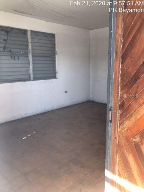 Vendido Recientemente: $66,000 (3 camas, 2 baños, 1397 Pies cuadrados)