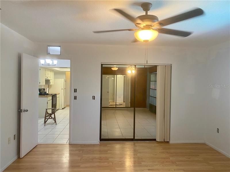 Recently Sold: $180,000 (3 beds, 2 baths, 1238 Square Feet)