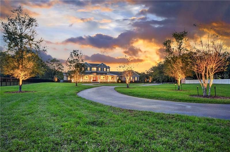 Recently Sold: $1,450,000 (6 beds, 6 baths, 6300 Square Feet)