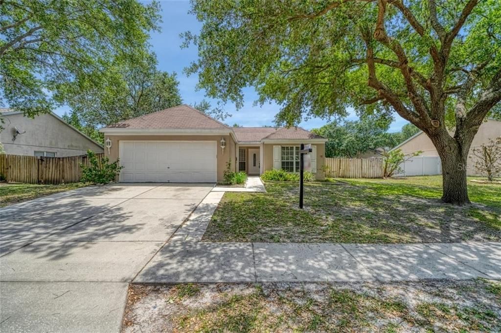 Recently Sold: $153,000 (3 beds, 2 baths, 1187 Square Feet)