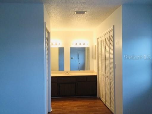 Recently Rented: $1,750 (3 beds, 2 baths, 1548 Square Feet)